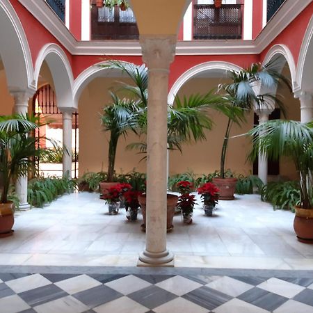 Pilatos Central Superior Sevilla Exterior foto